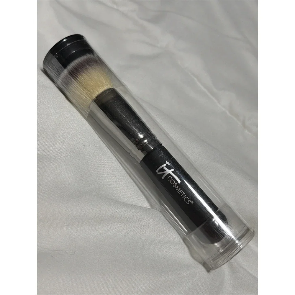 it Cosmetics Heavenly Luxe Flat Top Buffing Foundation Brush No.6 Sealed NIB